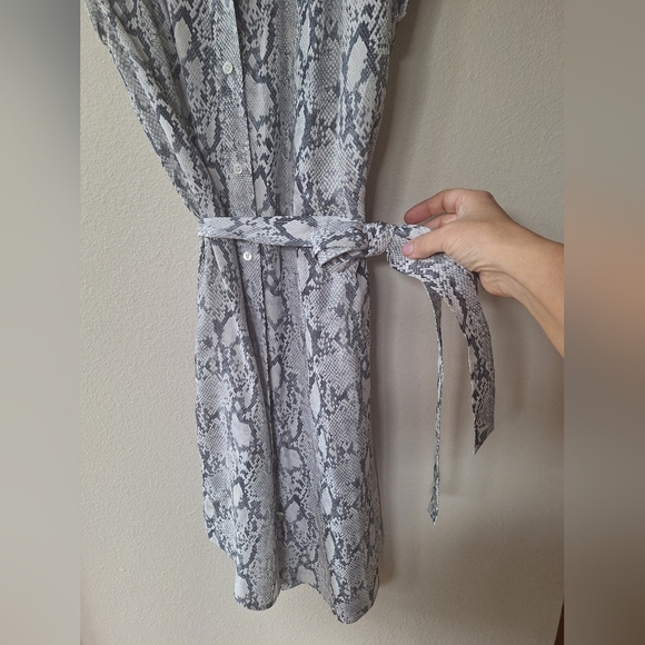 Frame Womens Snake Print Silk Sleeveless Mini Dress. Size S - Picture 5 of 8